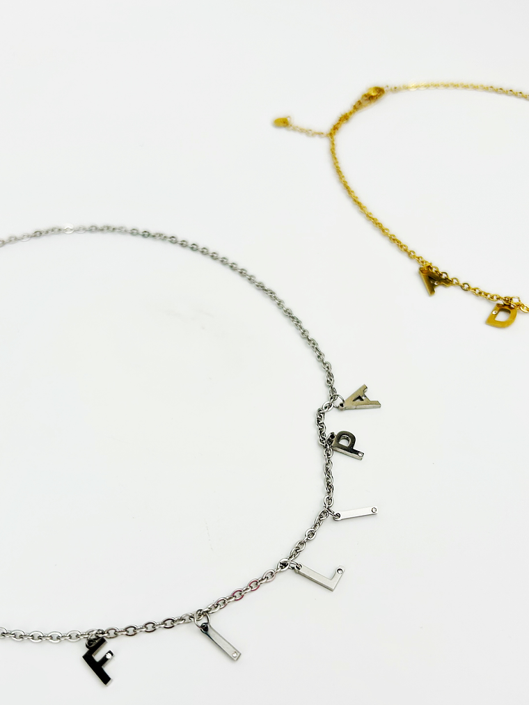 Colar Letra Simples 3