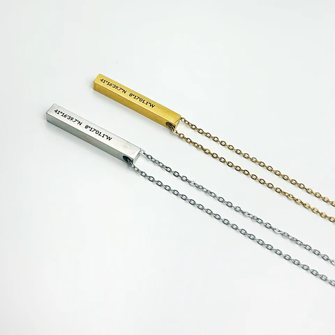 Colar com Coordenadas Personalizado