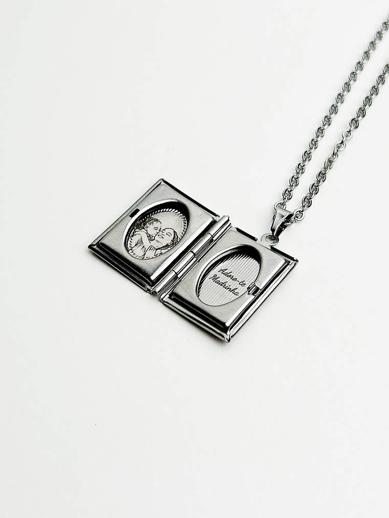 Colar Relicário Livro c/ Fotografia 4