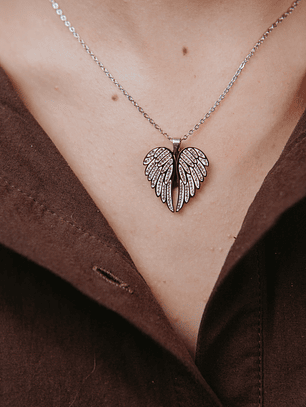 Colar Personalizado Asas c/ Brilhantes