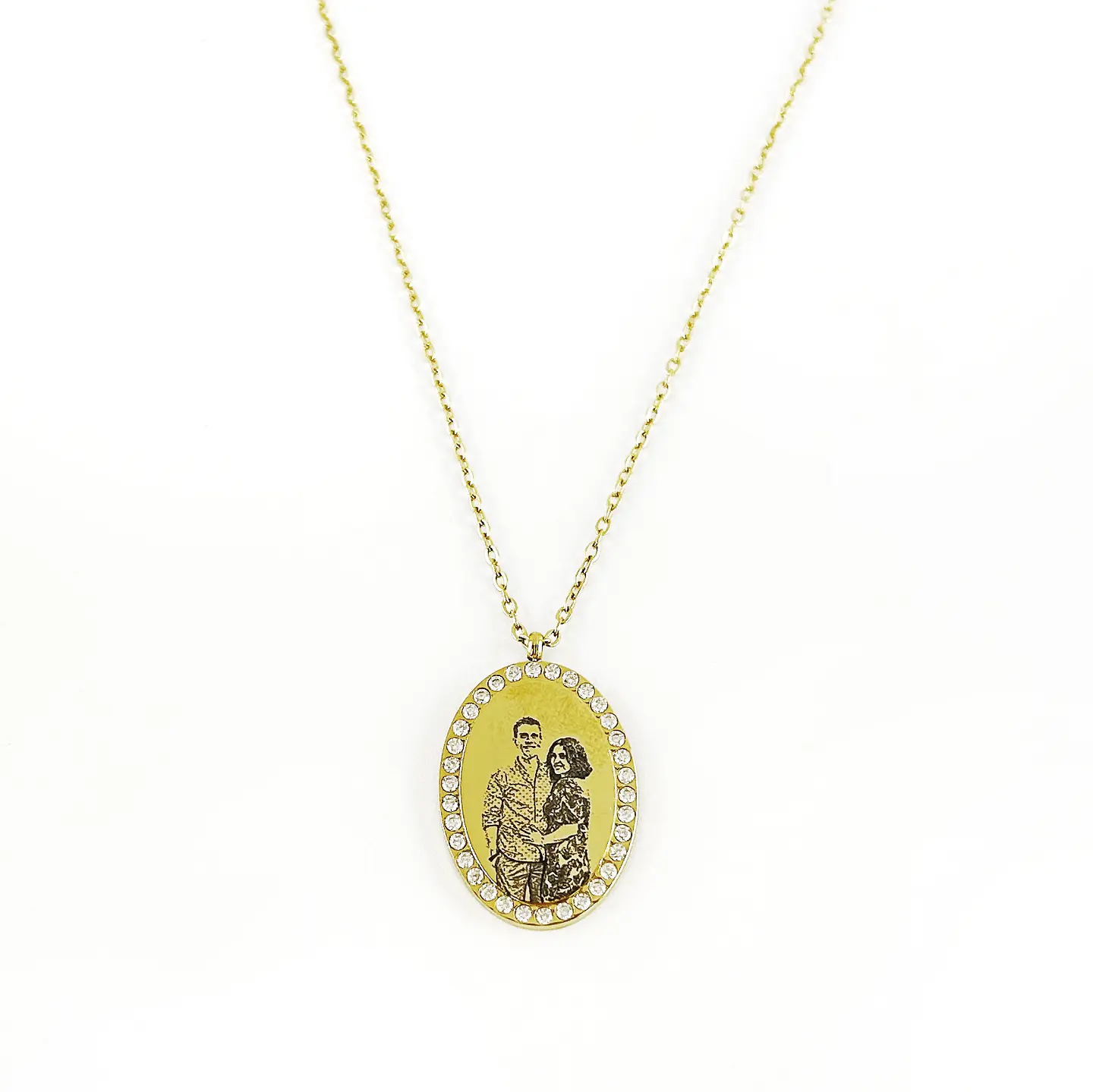 Colar Personalizado Oval c/ Brilhantes 4