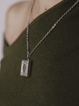 Colar Relicário Livro c/ Fotografia