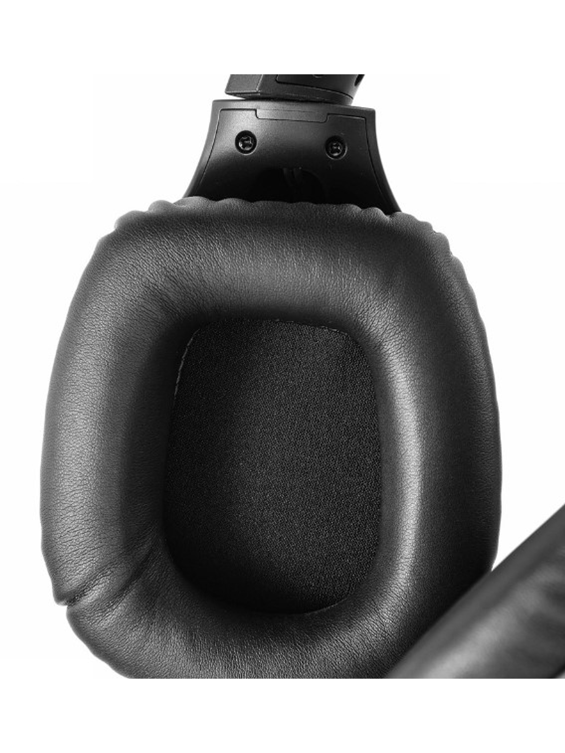 WiTalk WT4D Sistema De Intercomunicación Inalámbrico Con Auriculares Duales De 1,9 GHz y Dúplex Completo Para 4 Personas Con Estuche Rígido Saramonic 11