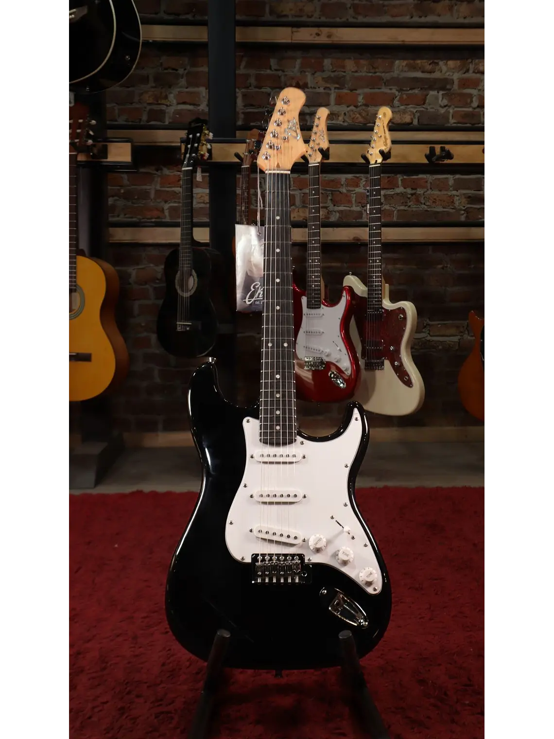 [REMATE] S-300 Black Guitarra Eléctrica Eko 2