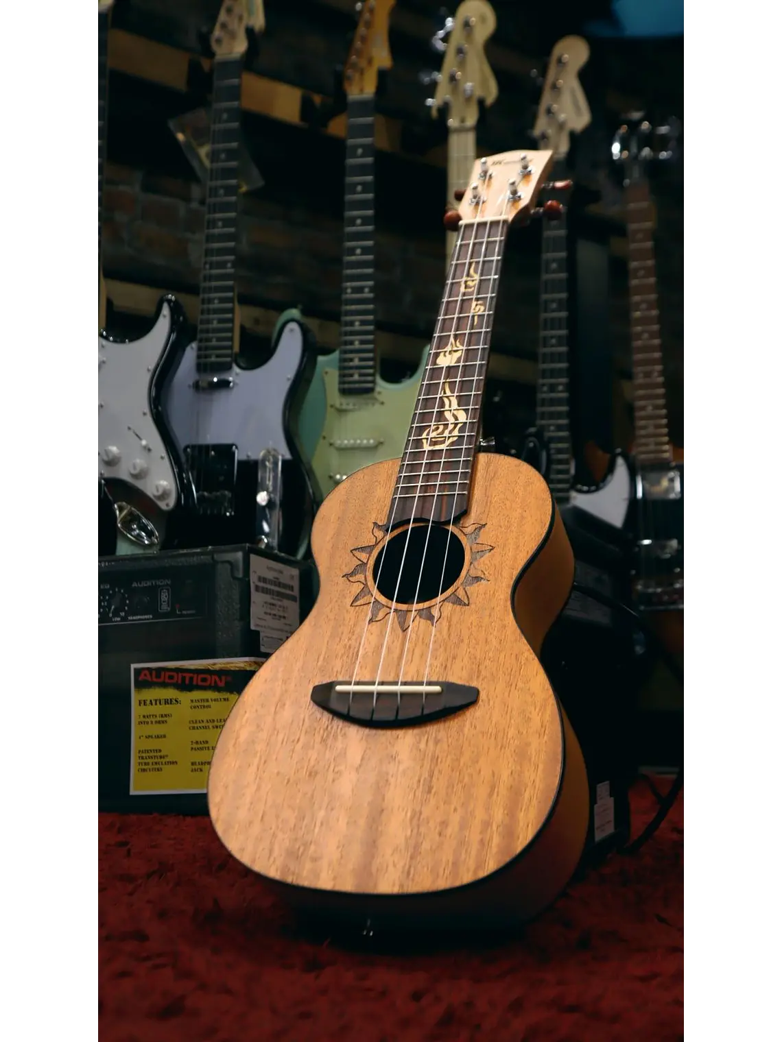 [REMATE] UKELELE CONCIERTO MERCURY MUK08 1