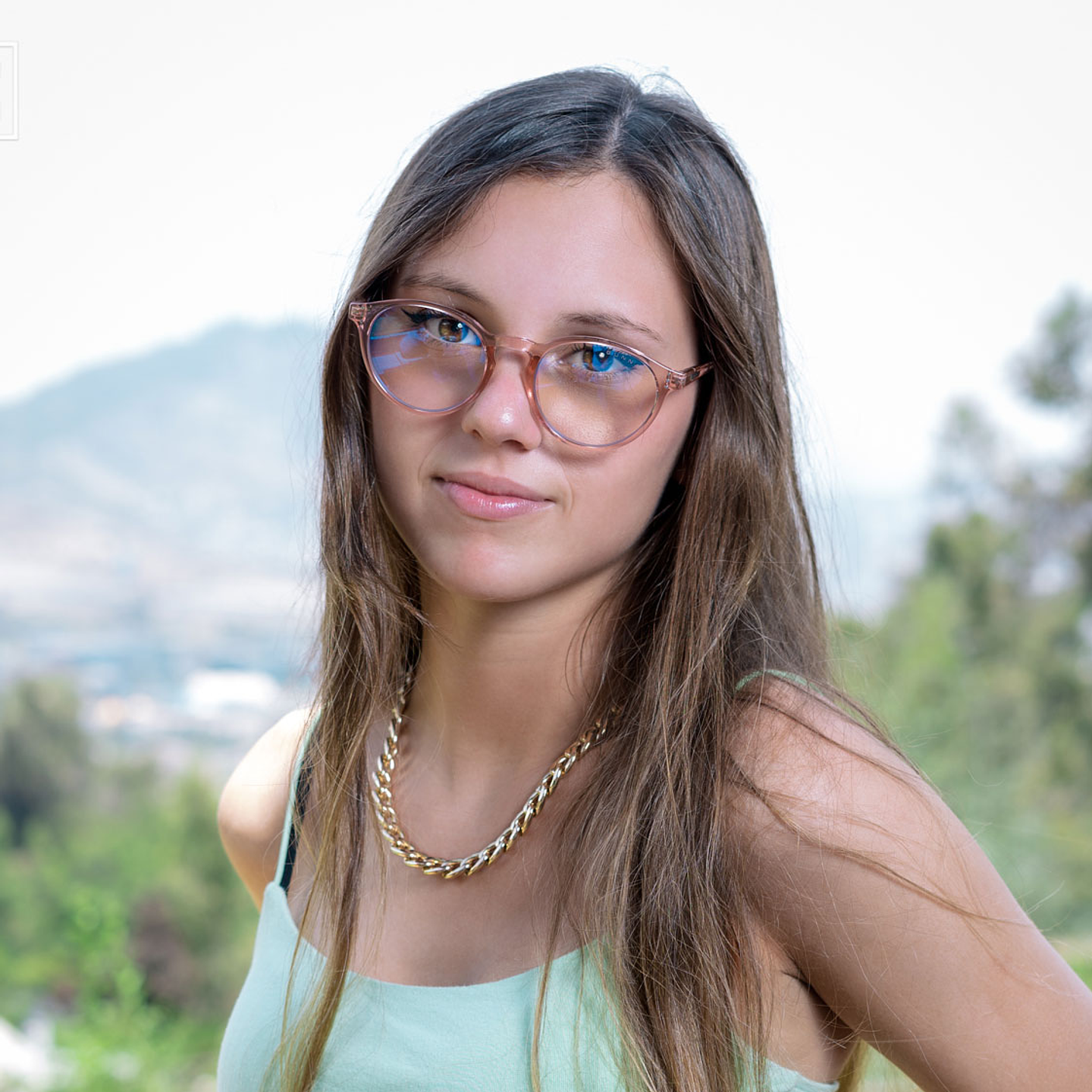 Attaché Onyx Clear 5