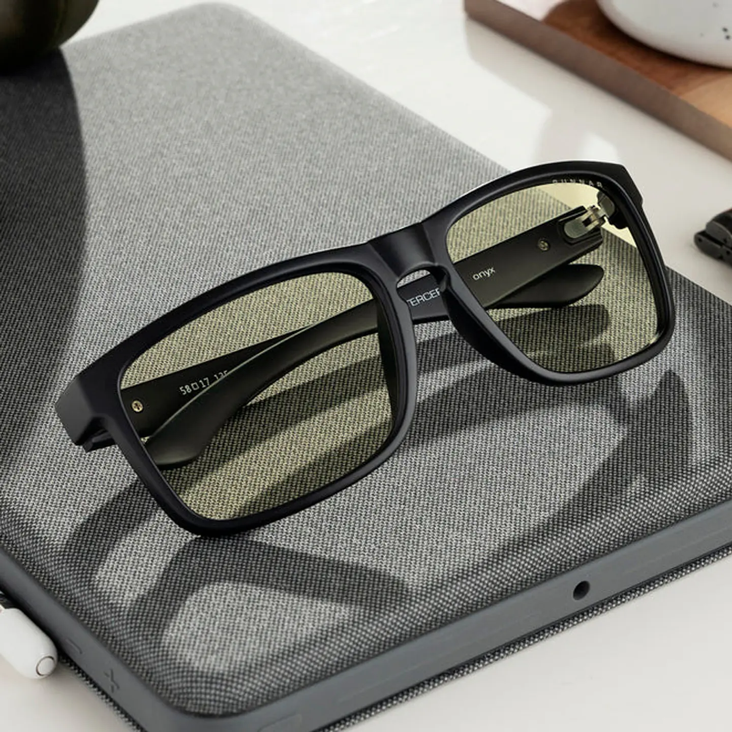 Intercept Onyx Amber Reading Glasses 8