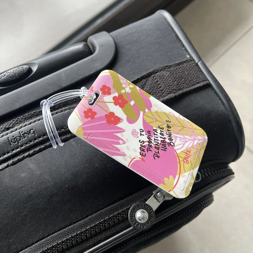 Adaptador tarjetero marca maleta 1