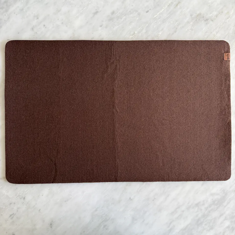 BODEGA - Mousepad Fieltro café 60x38 1