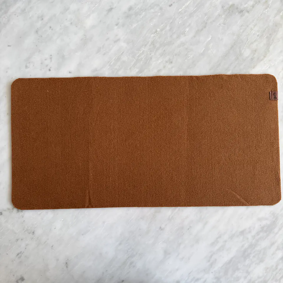BODEGA - Mousepad Fieltro camel 60x29 1