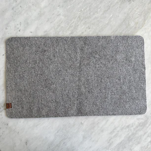 BODEGA - Mousepad Fieltro gris 54x31