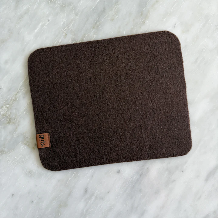 BODEGA - Mousepad fieltro 17x21 café 1