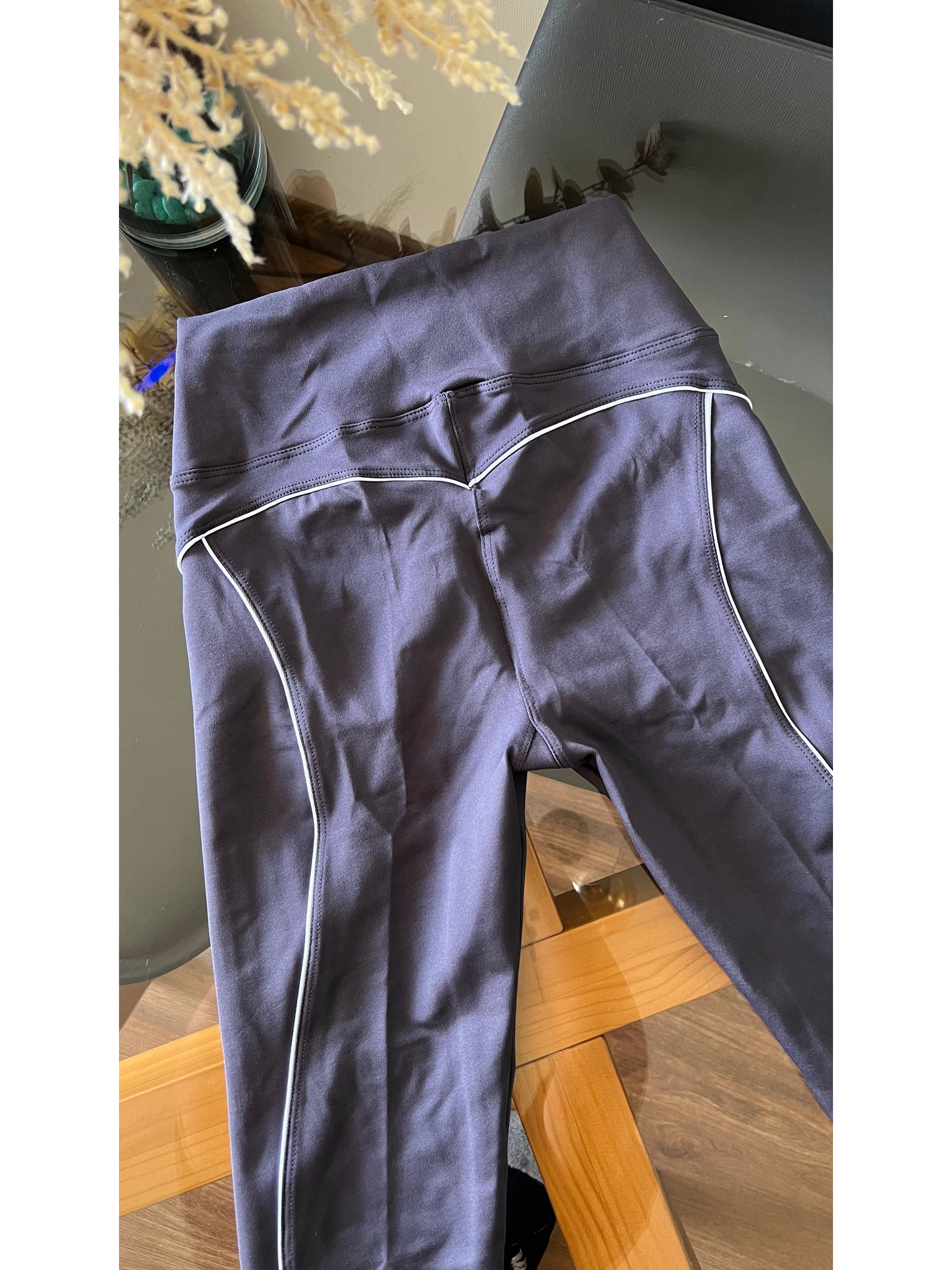 Calza pitillo modelo LINES 19