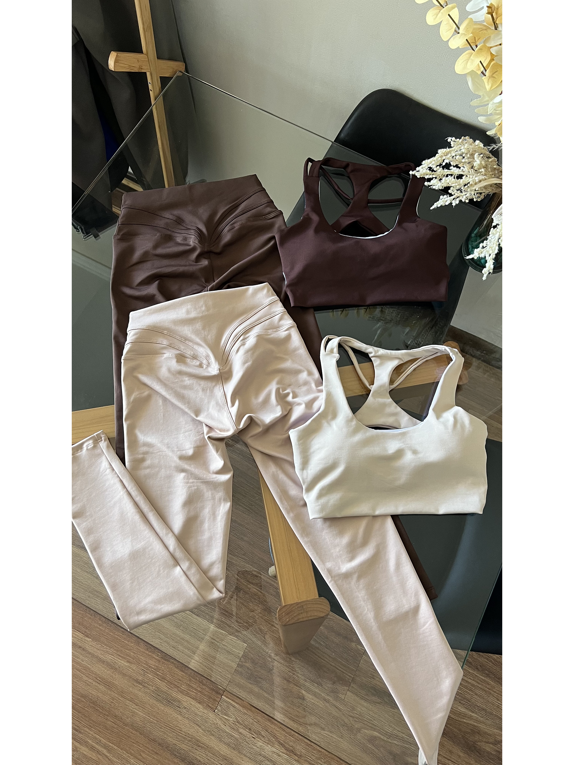 Calza lisa triple corte corazón y sin costura delantera 6