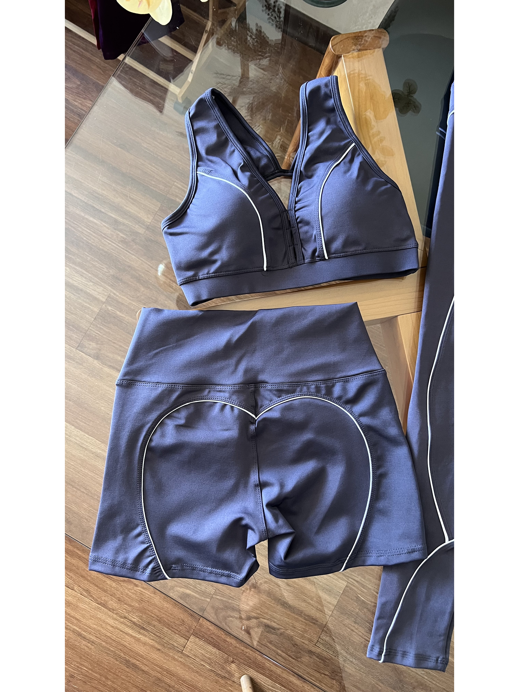 SHORT LINES SIN COSTURA DELANTERA 10