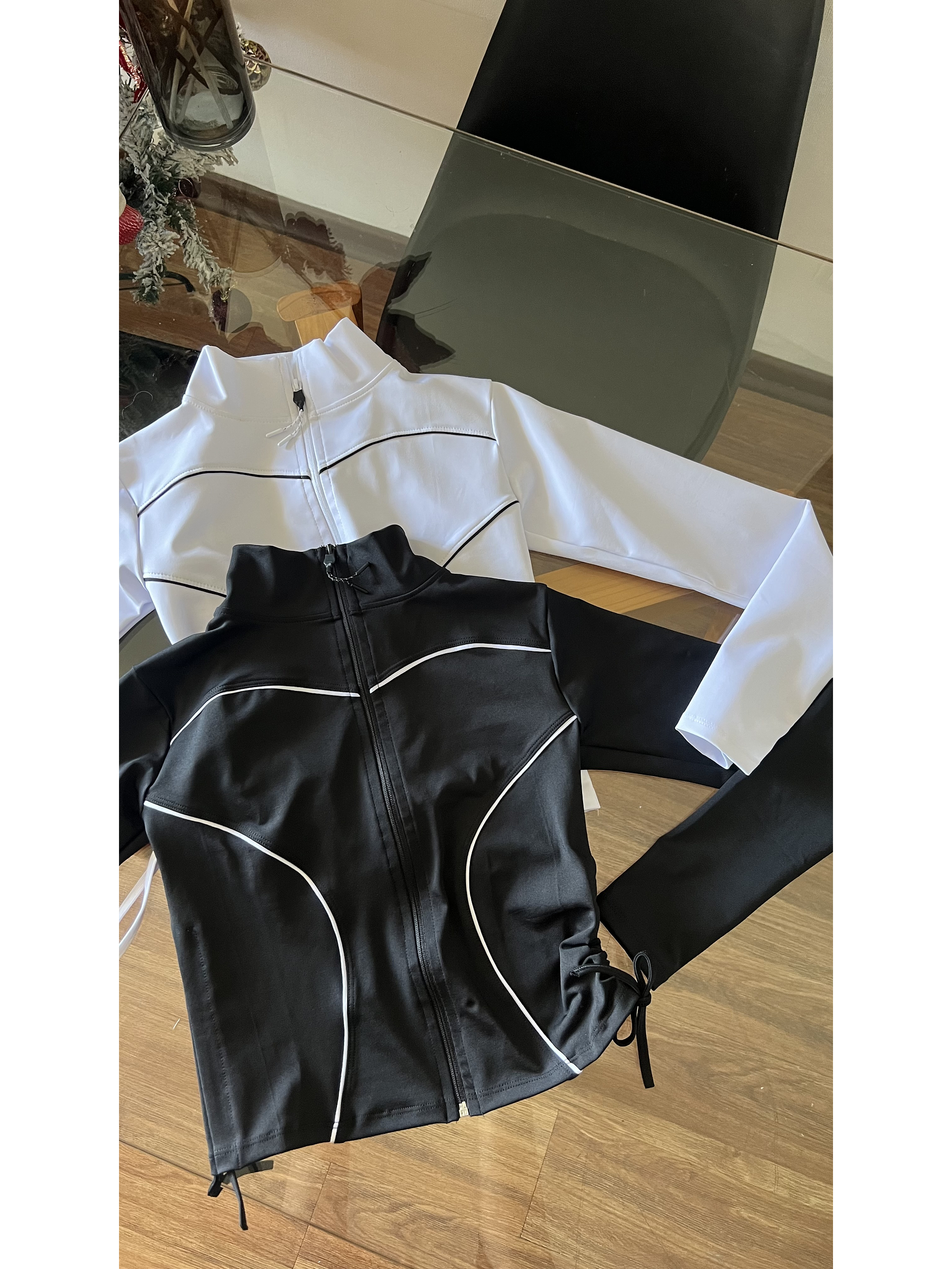 Chaqueta de compresion Lines corte corazón 8