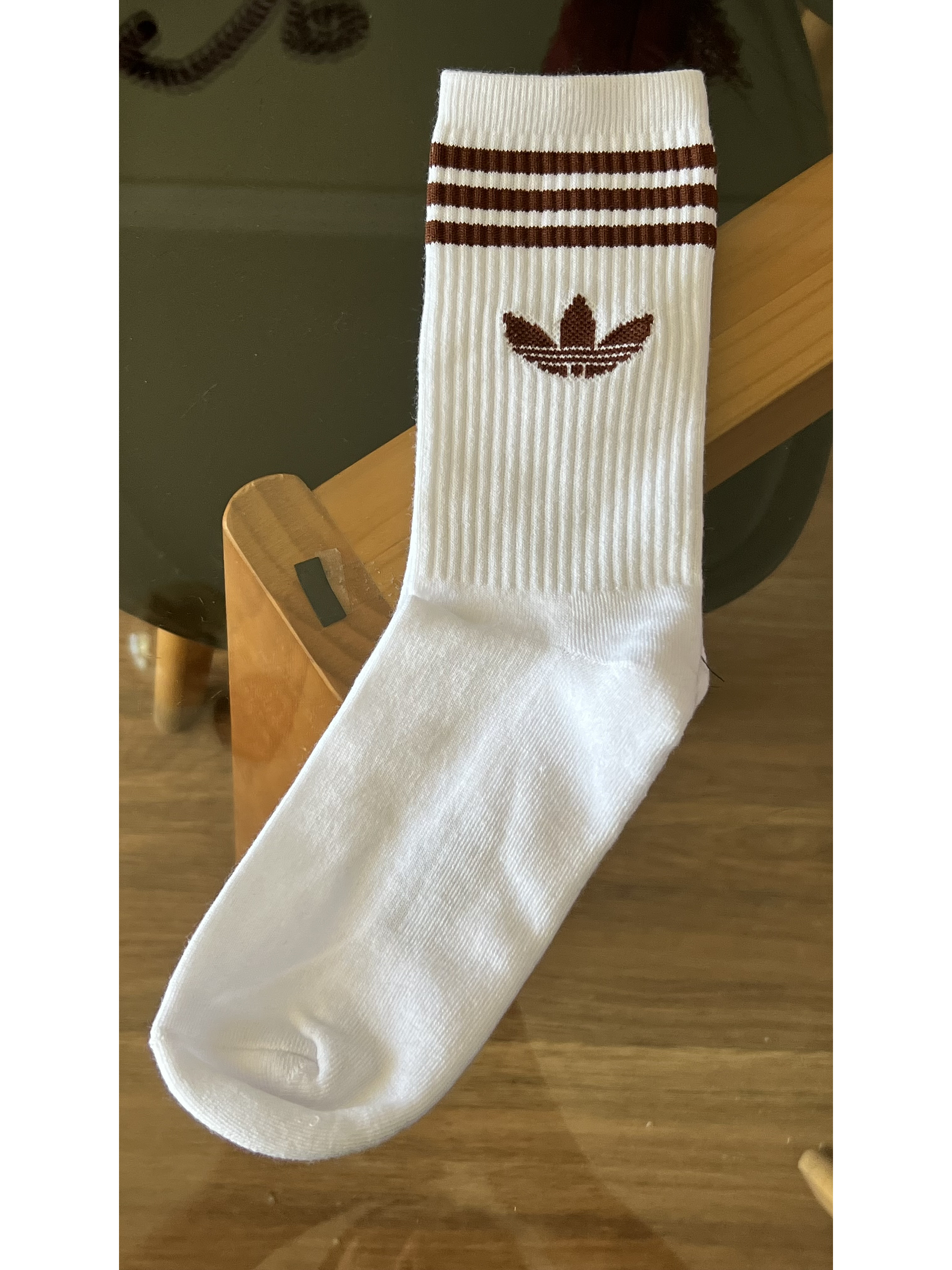 Calcetas adidas blancas logo café 2