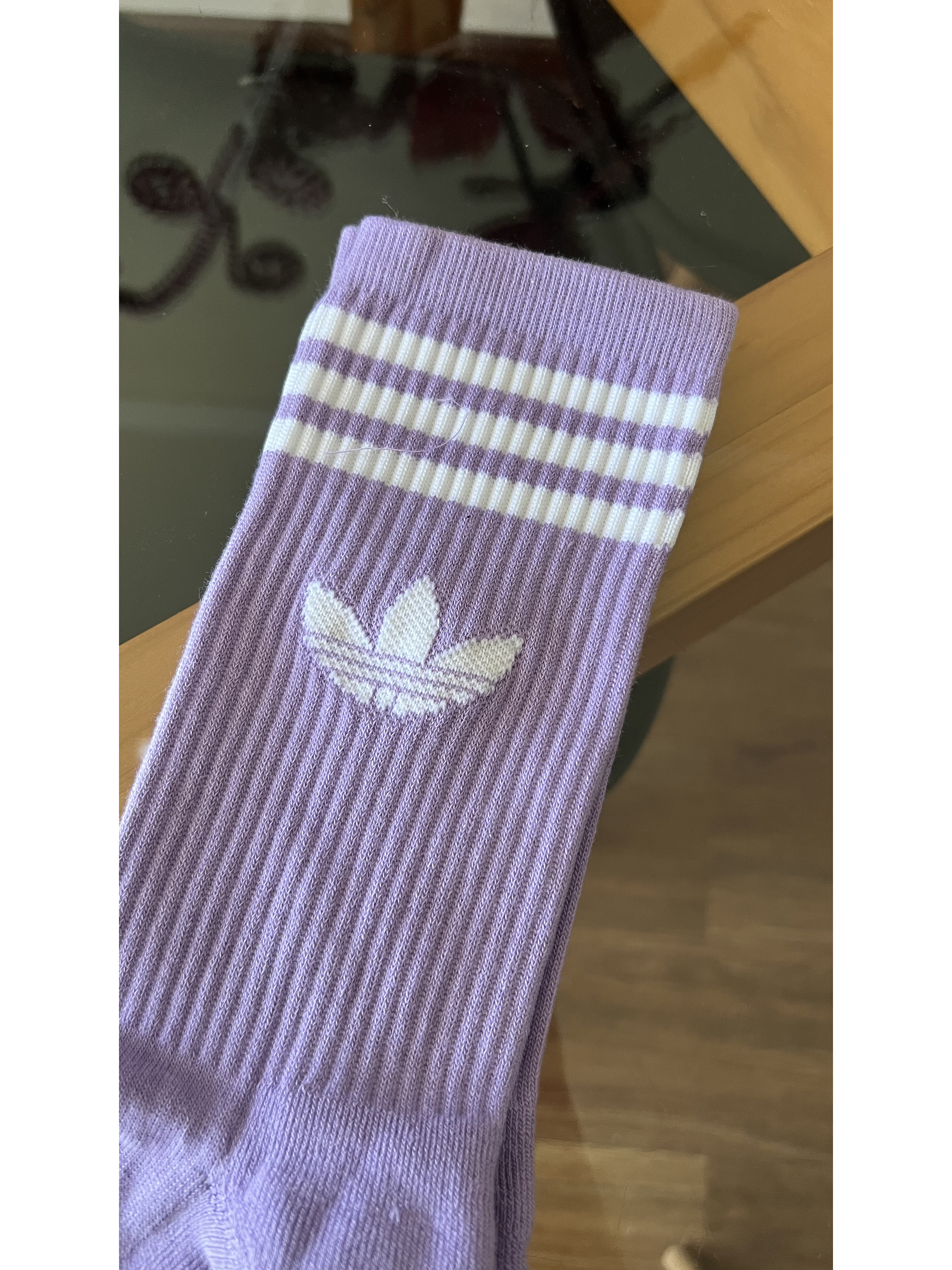 Calcetas adidas lila logo blanco 1