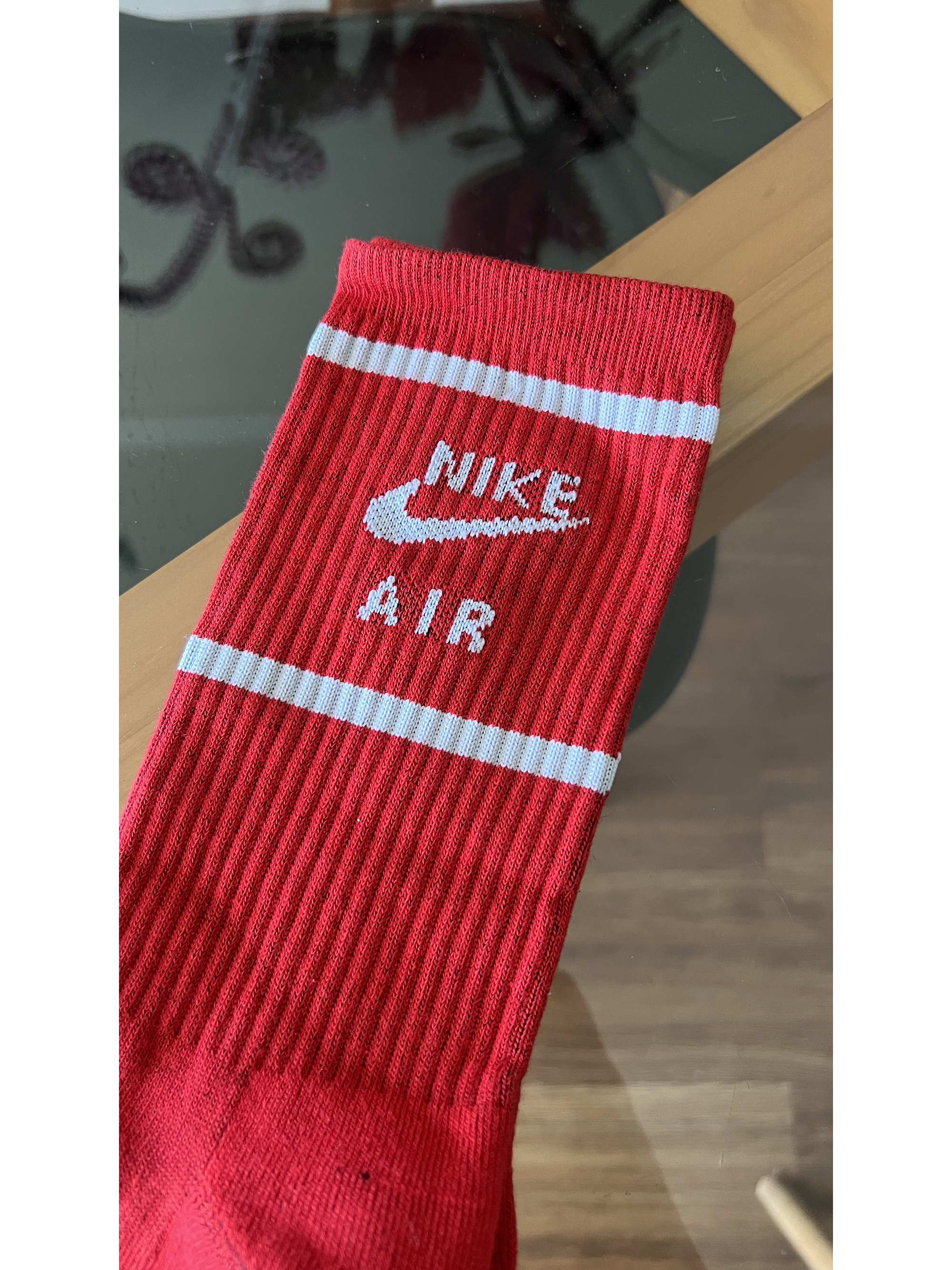 calcetas nike rojas logo blanco 1