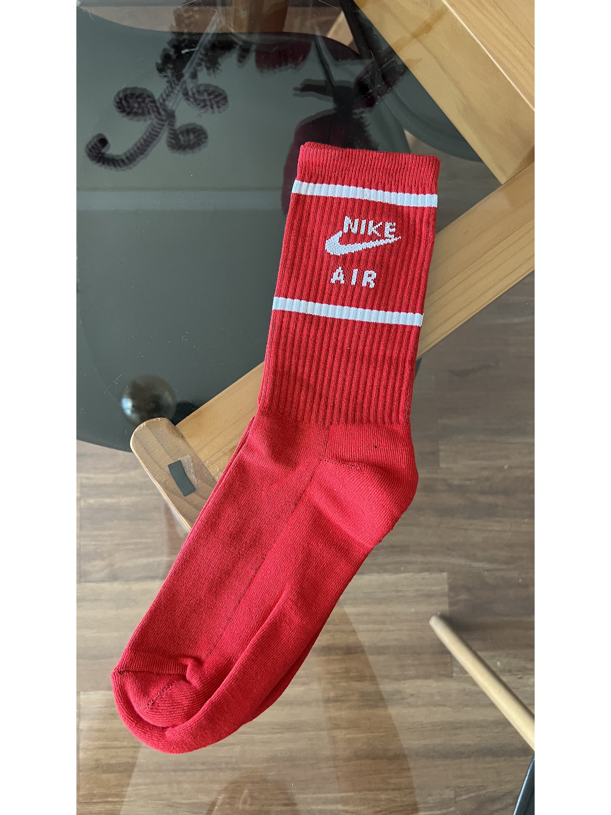 calcetas nike rojas logo blanco 2