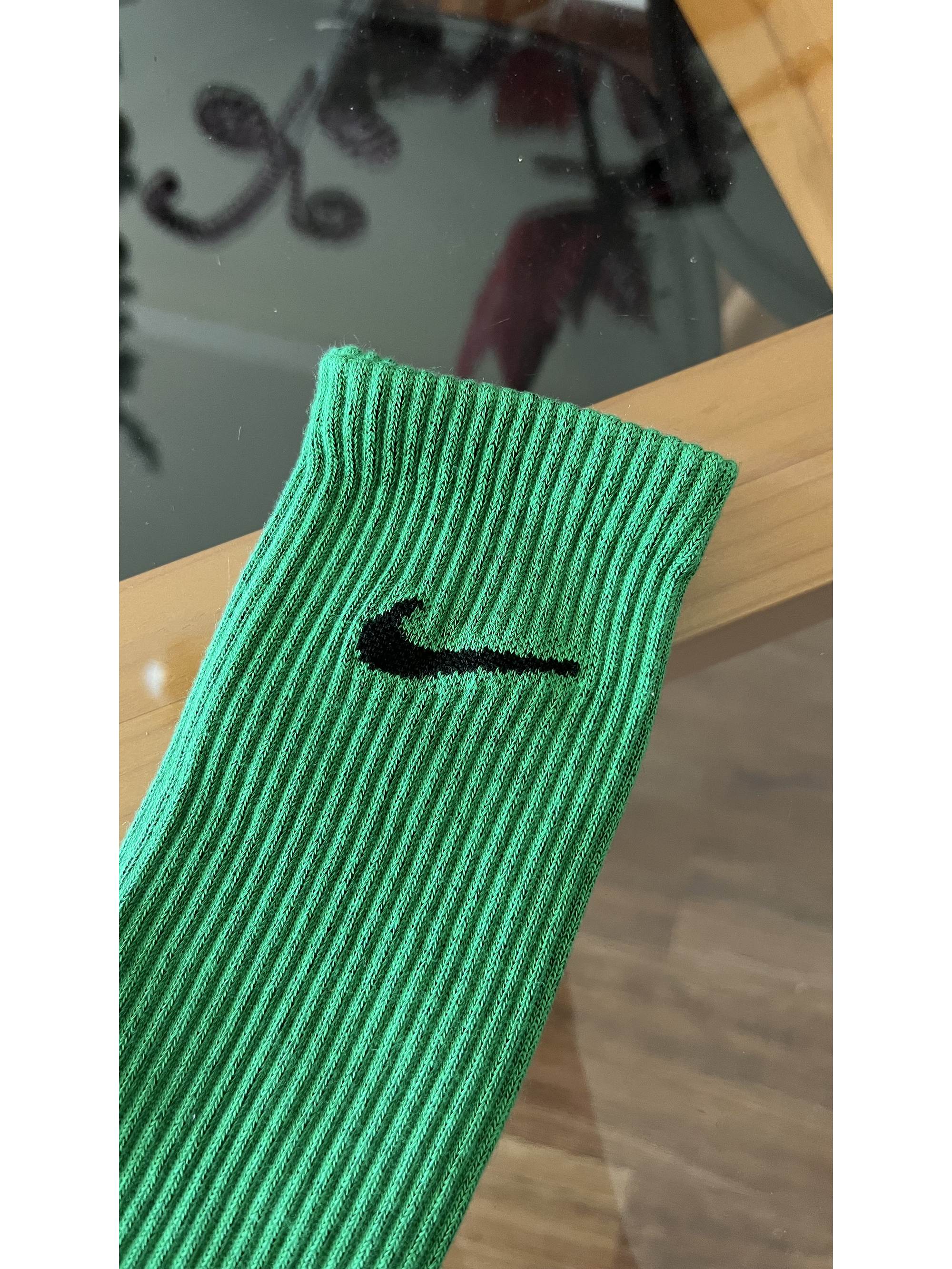 Calcetas nike verde pasto logp negro 1