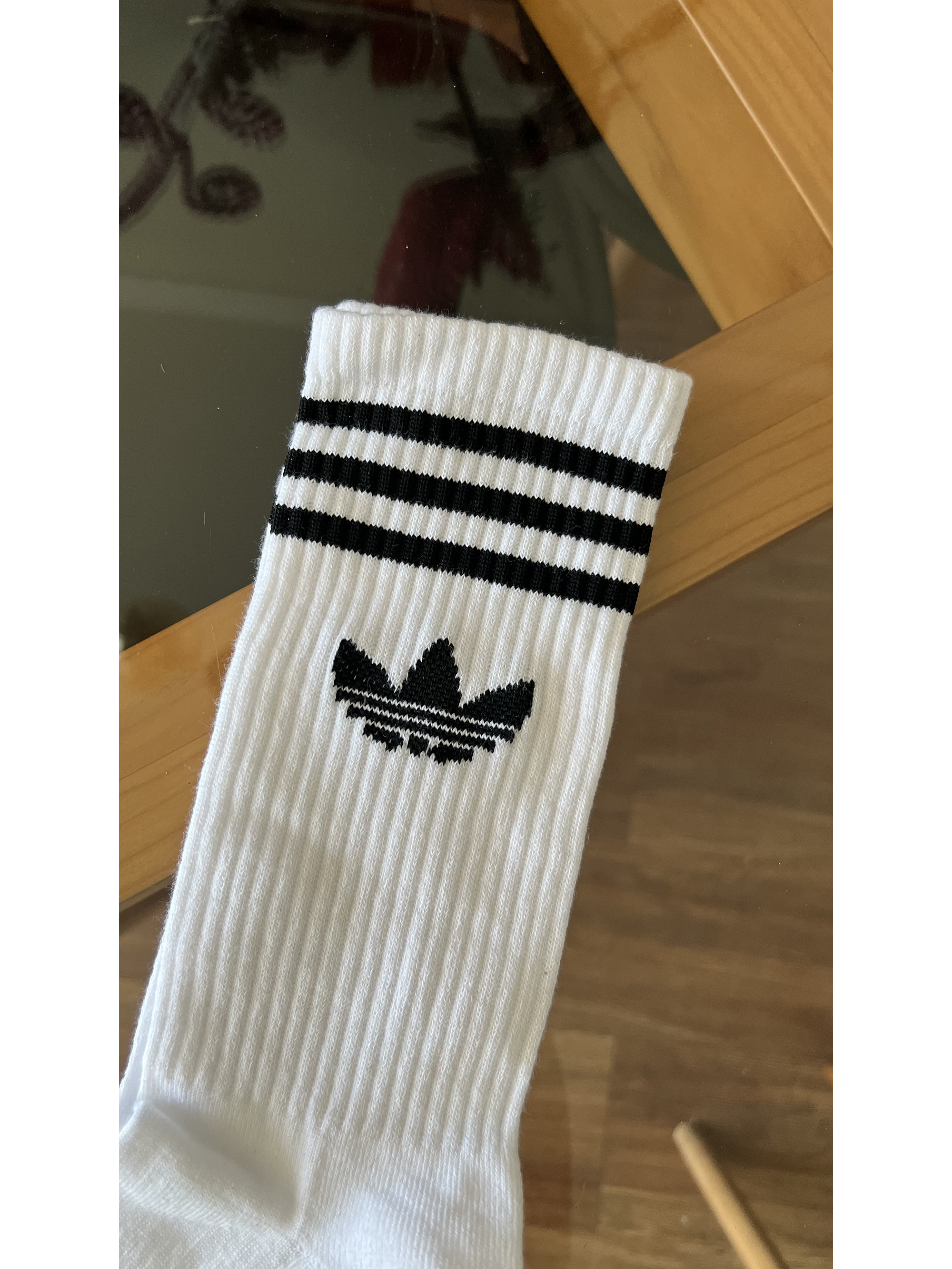 calcetas adidas blancas logo negro 1