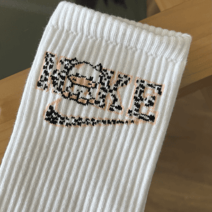 Calcetas blancas nike vaquita