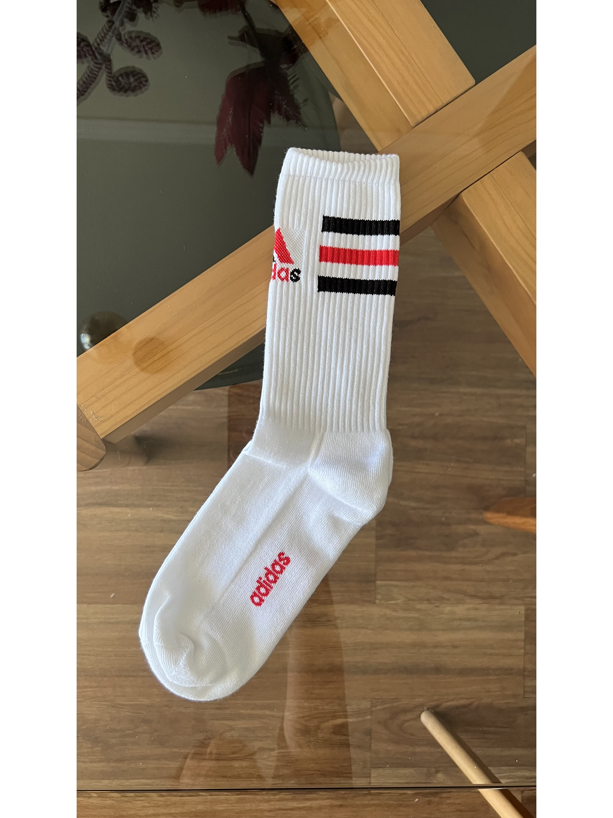 Calcetas adidas blancas logo y azul oscuro 2