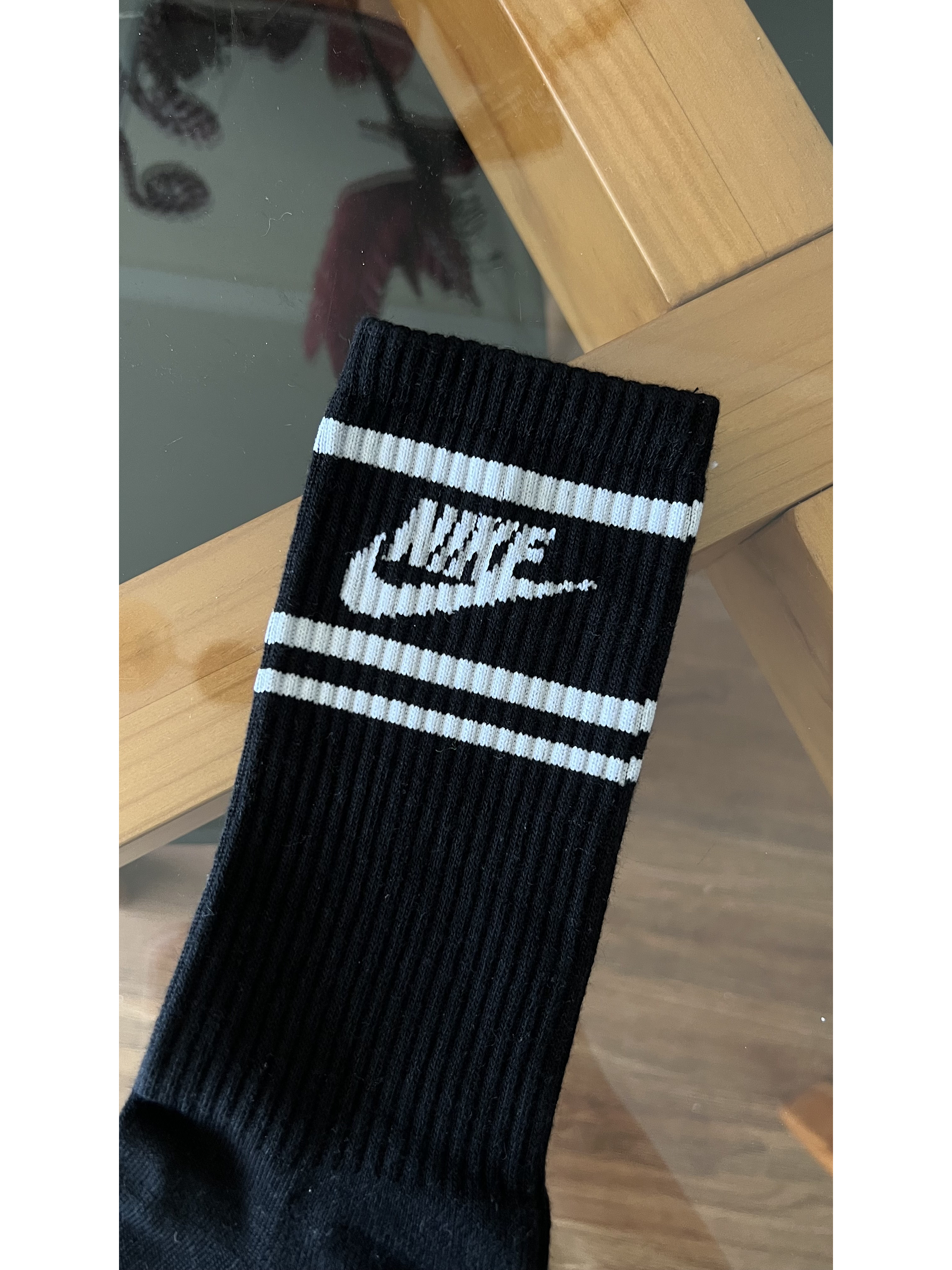 Calcetas nike negras logo blanco 1