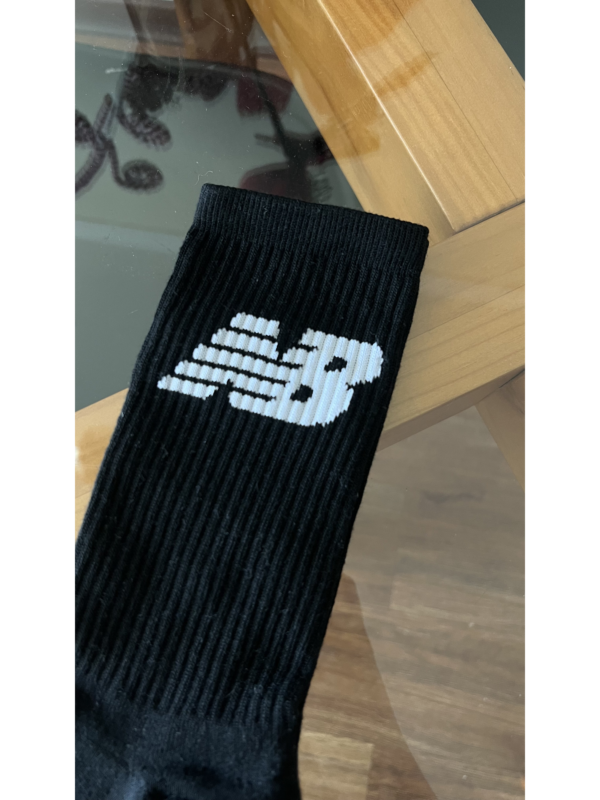 Calectas NB negras logo blanco 1