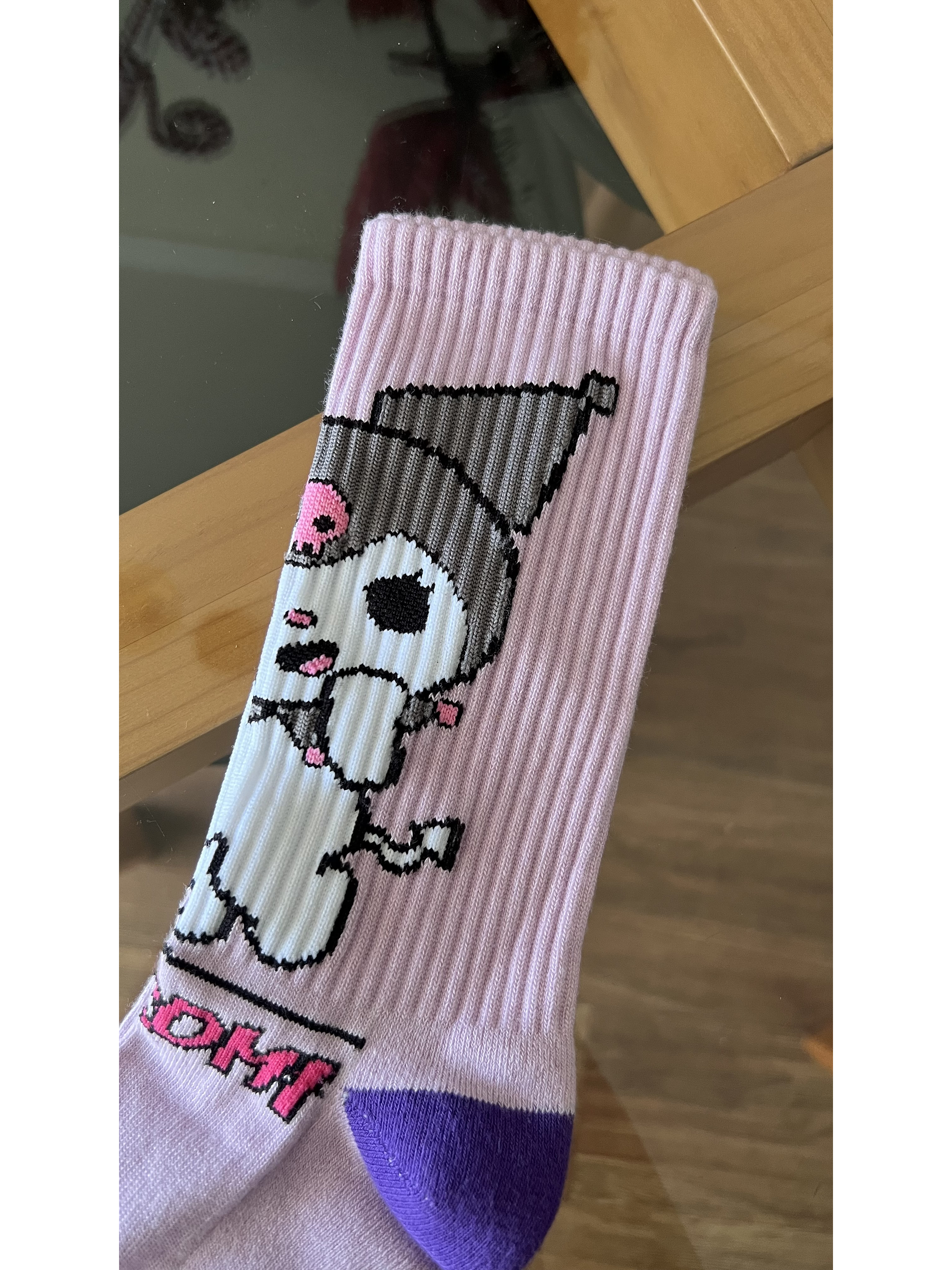 Calcetas rosadas kuromi grande 1