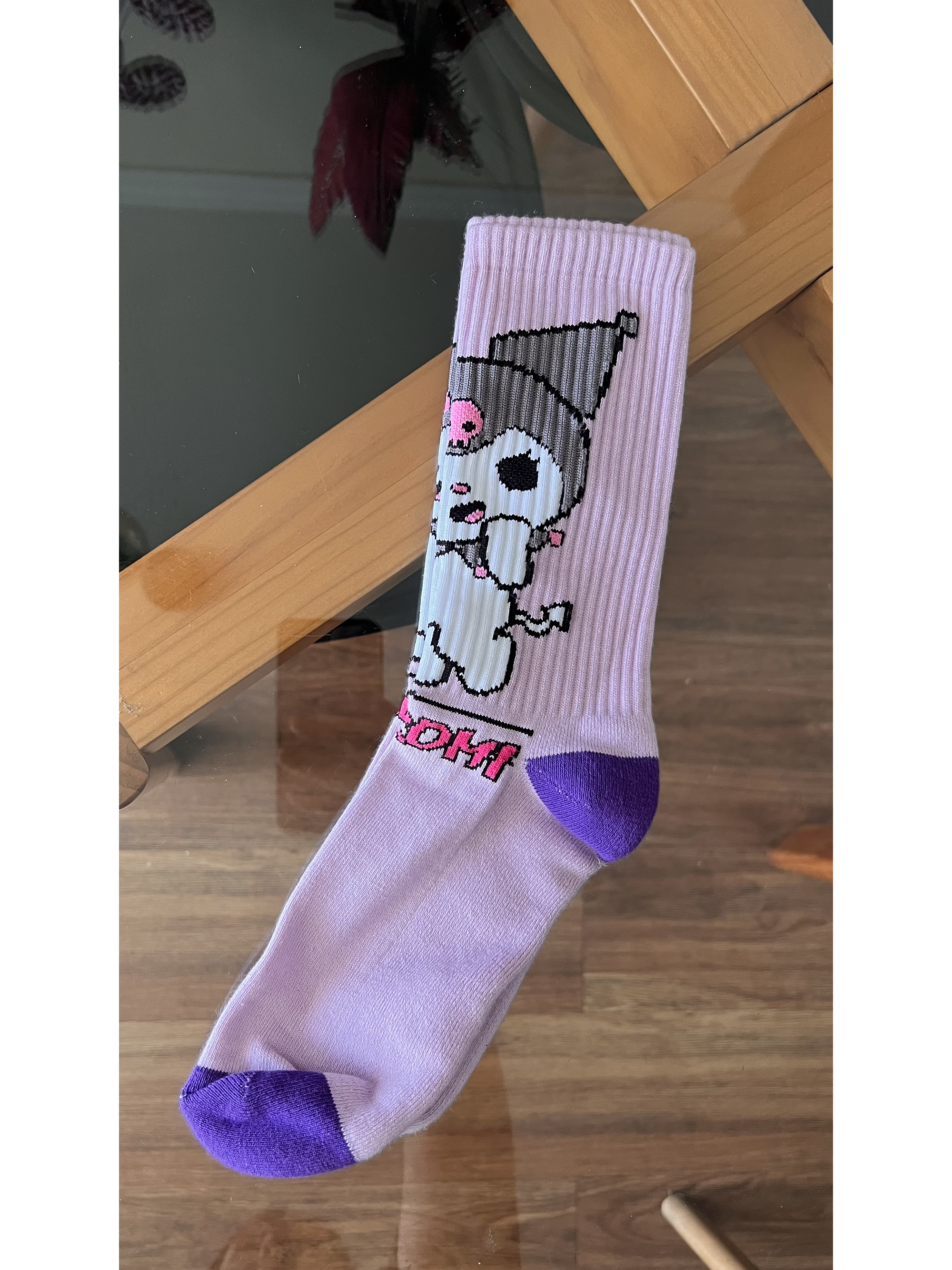 Calcetas rosadas kuromi grande 2