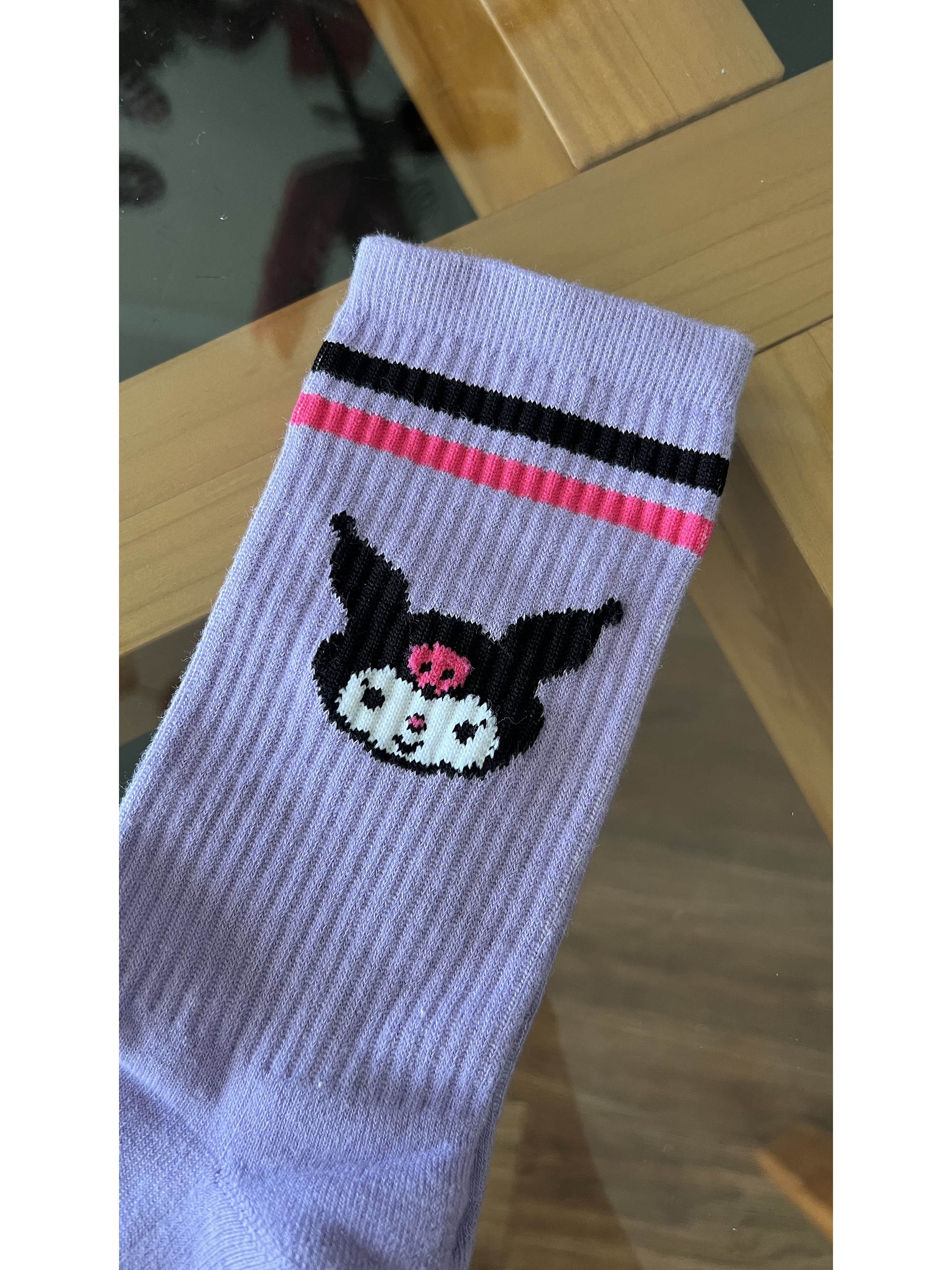 Calcetas kuromi cara 1