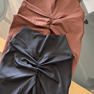 Calza push up sin costura delantera