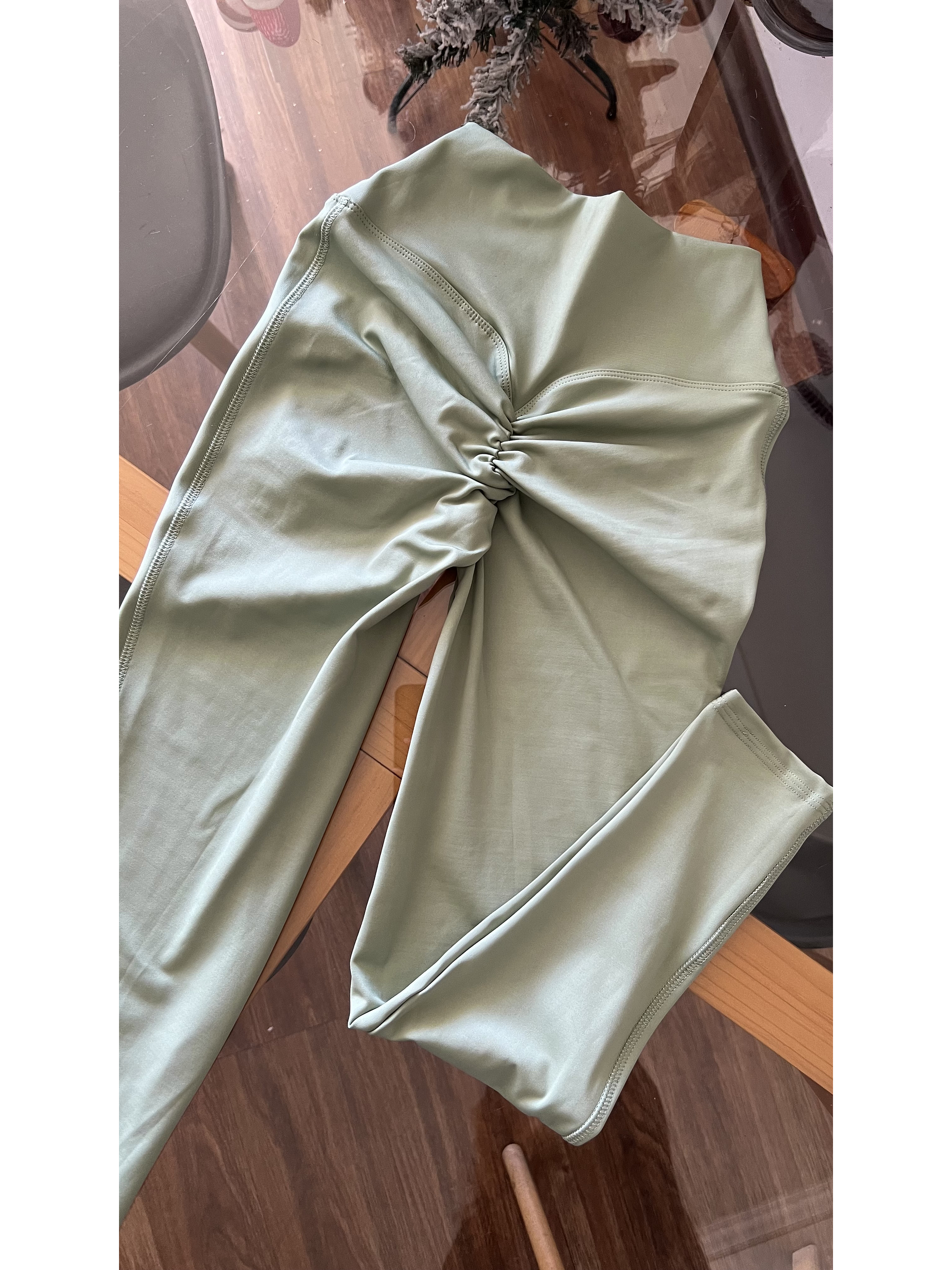 Calza push up sin costura delantera 5