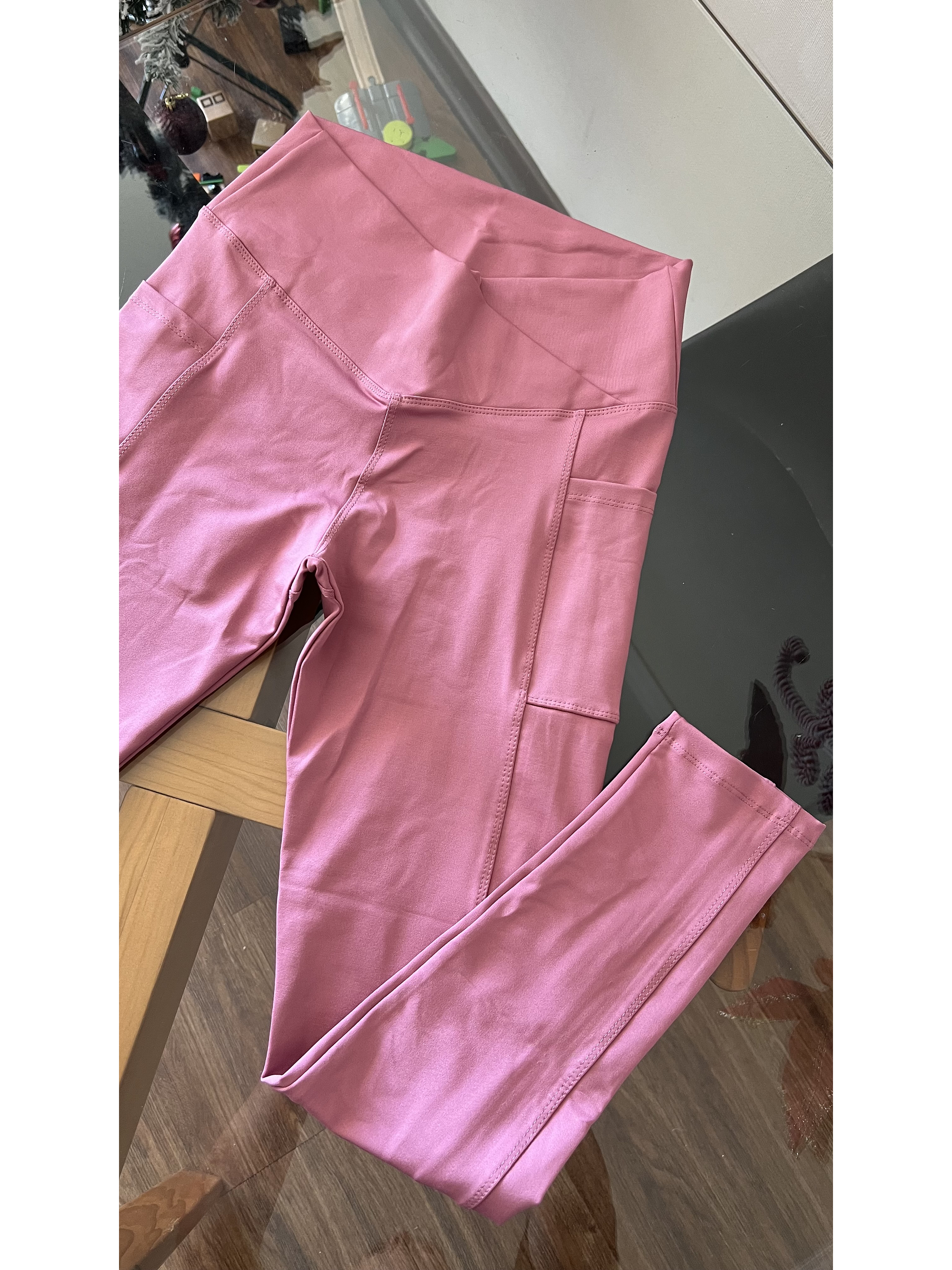 Calza pretina cruzada con bolsillos  11