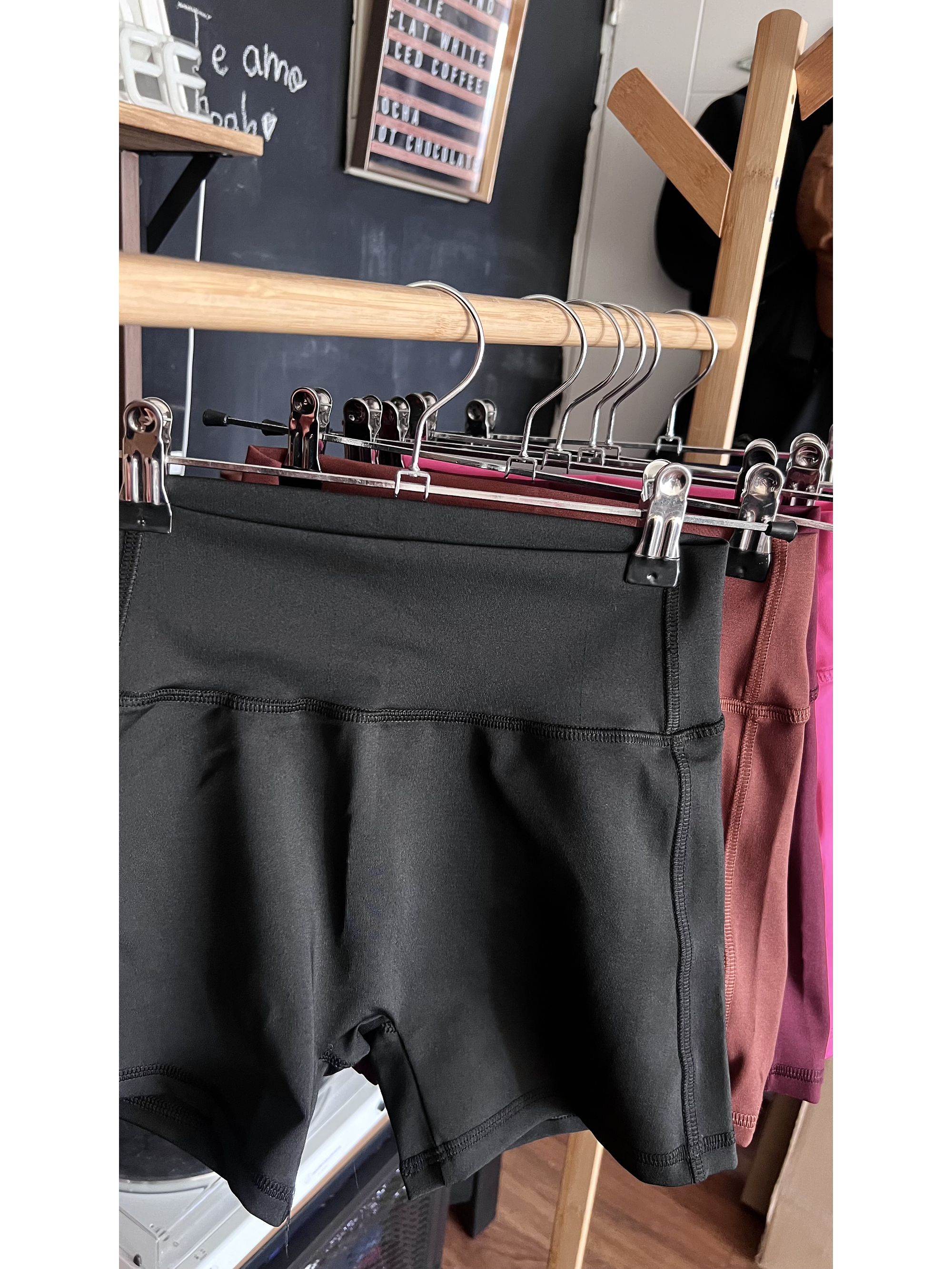 Short sin costura delantera y corte corazón 7