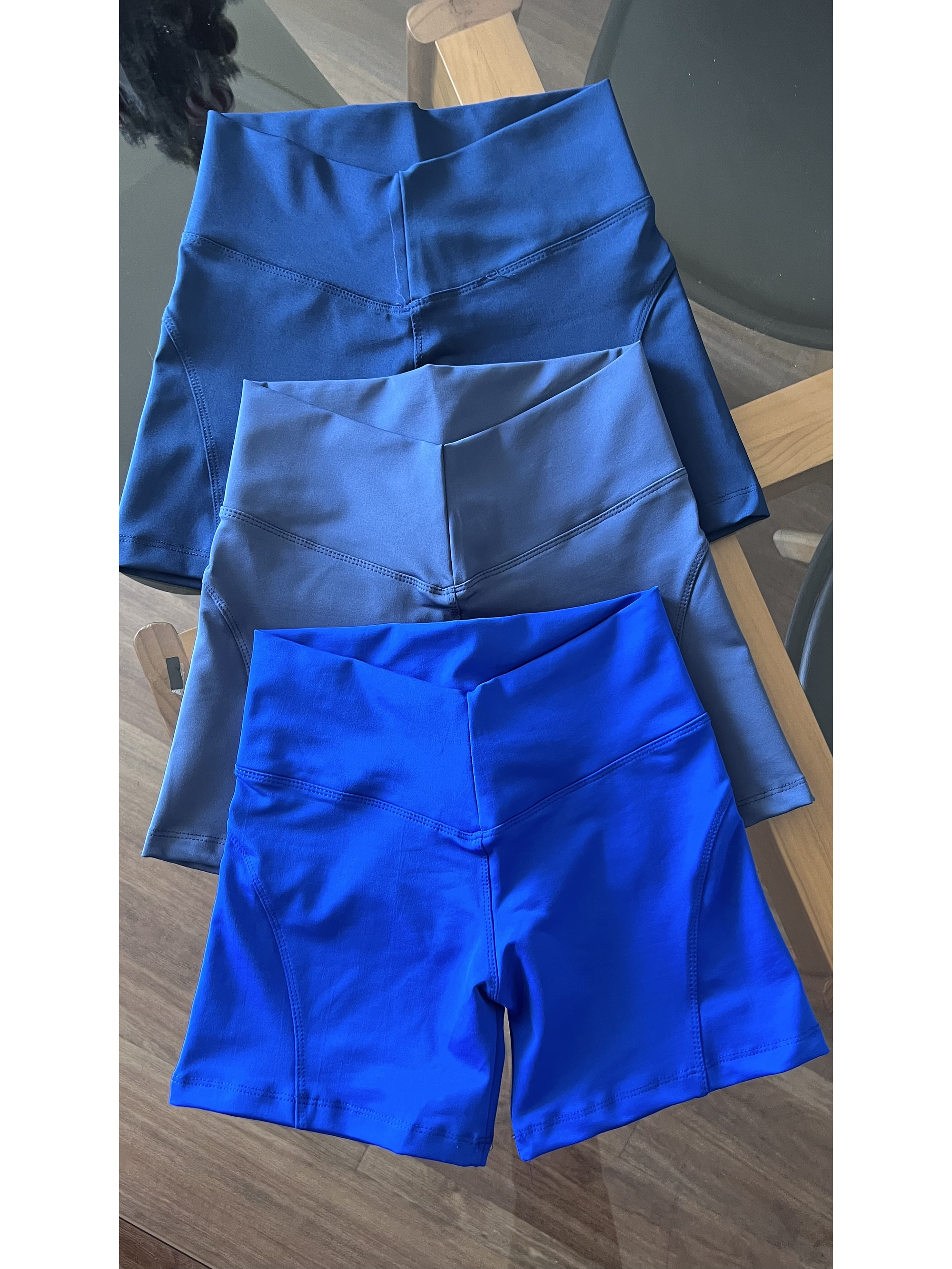 Short liso corte corazón 11