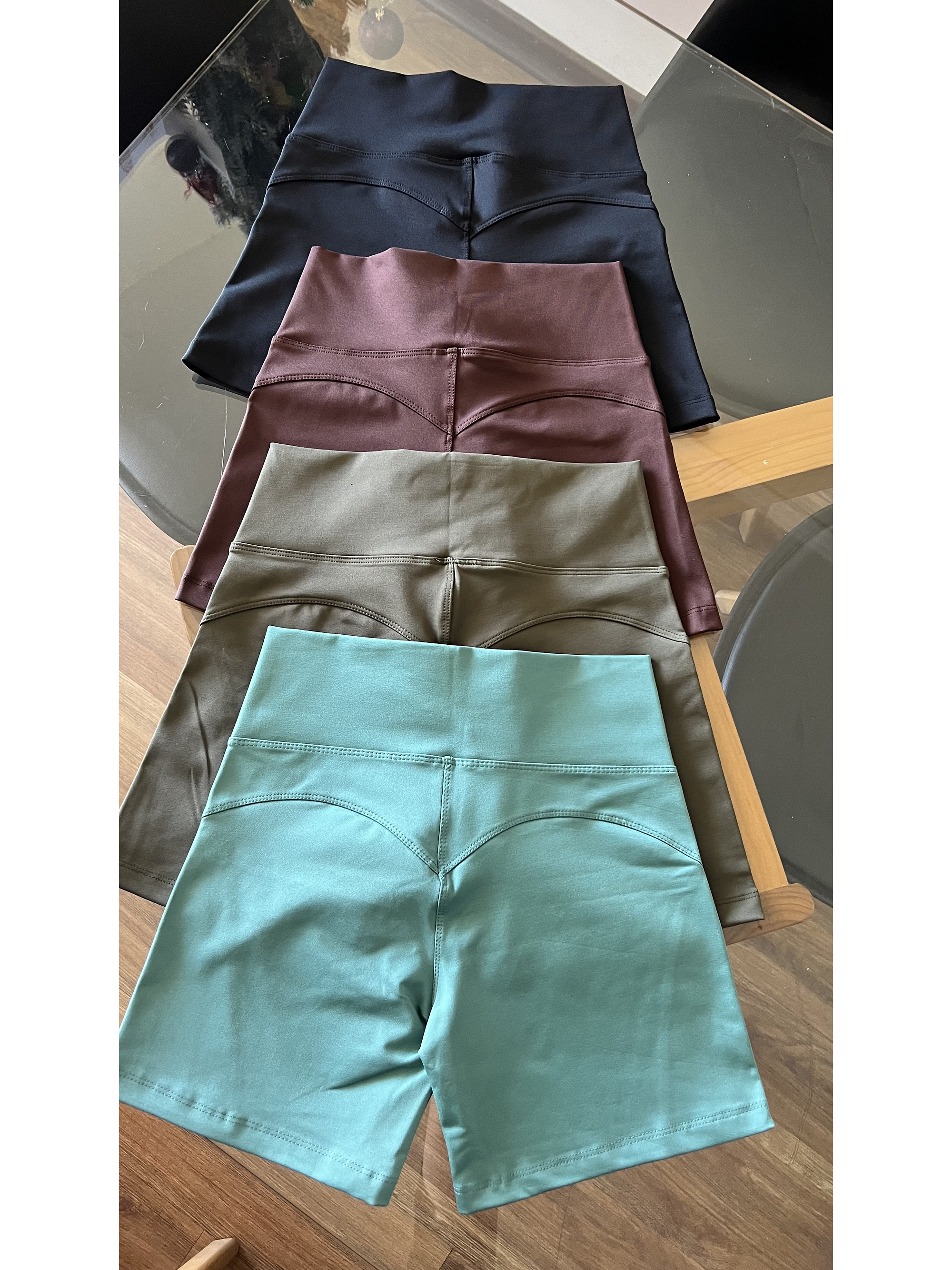 Short liso corte corazón 12