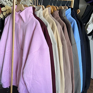 Poleron medio cierre y cuello tortuga oversized