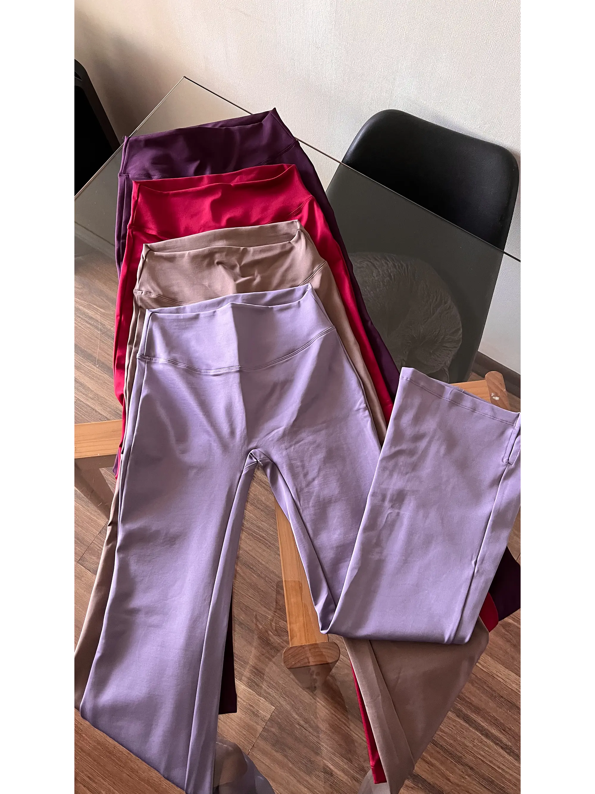 Calza flare sin corte delantero 17