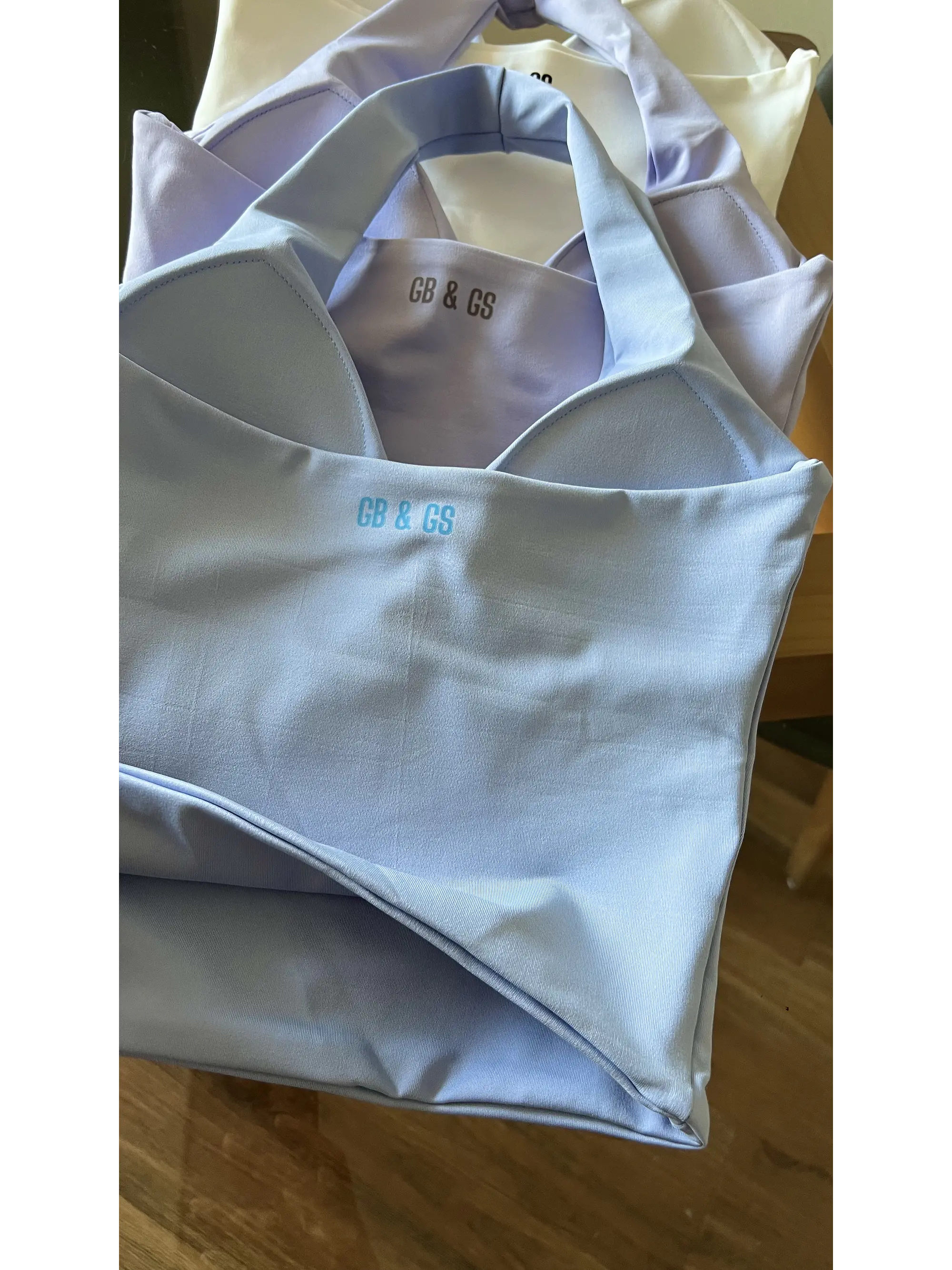 Crop top toto modelo pettit 9