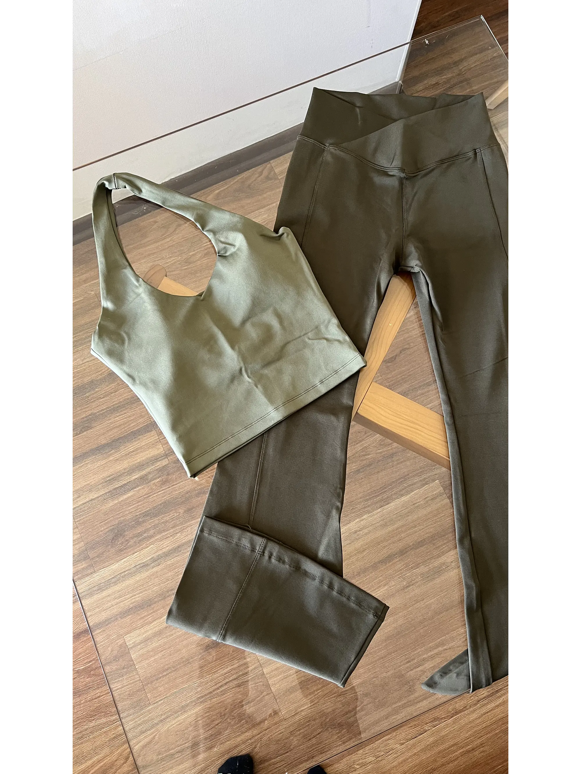 Calza flare pretina cruzada standard  13