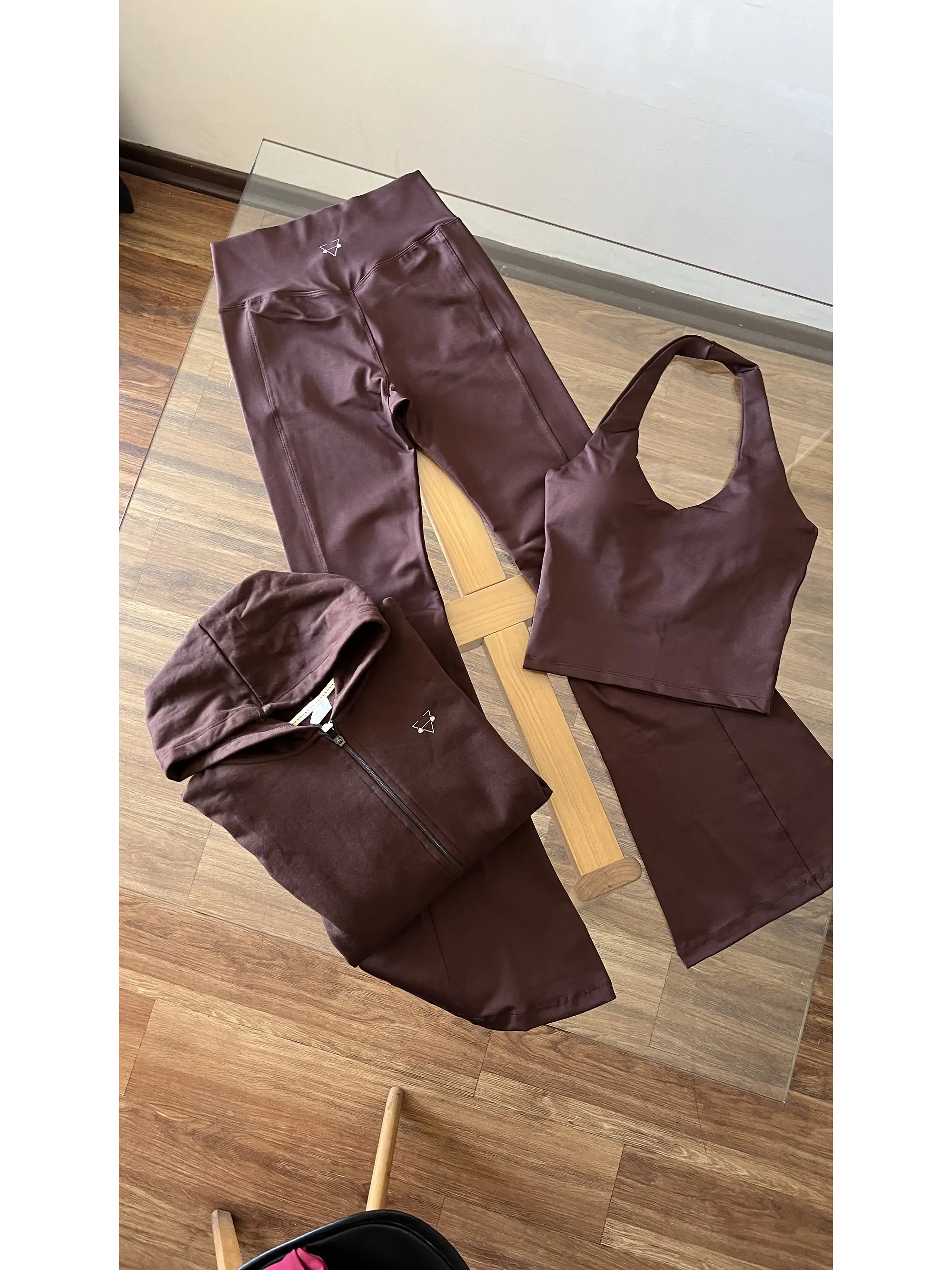 Calza flare pretina cruzada standard  2