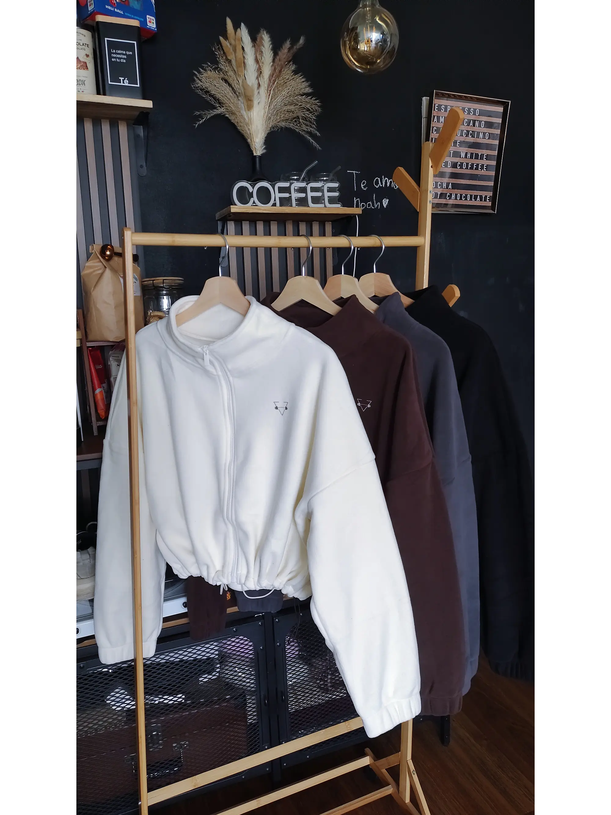 Polar Crop Oversize  2