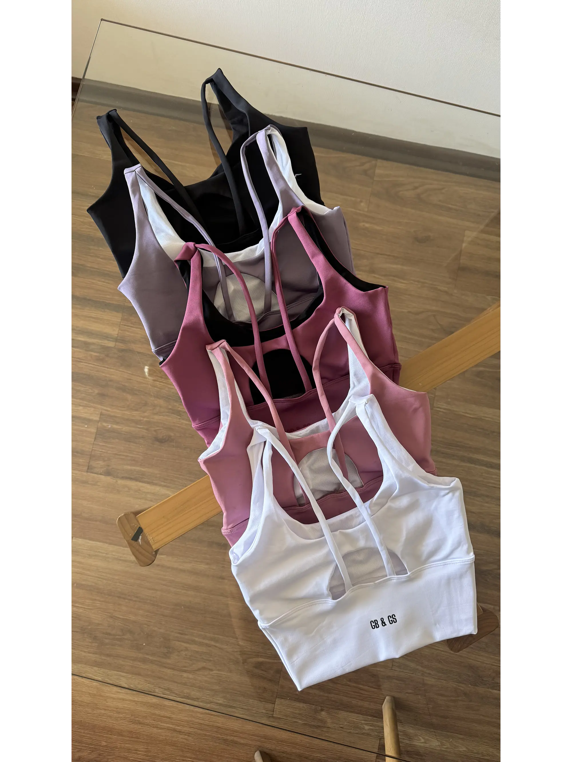 crop top modelo Zoe 2