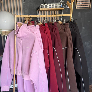 Urban Lines: Hoodie & Palazzo de Algodón Peruano