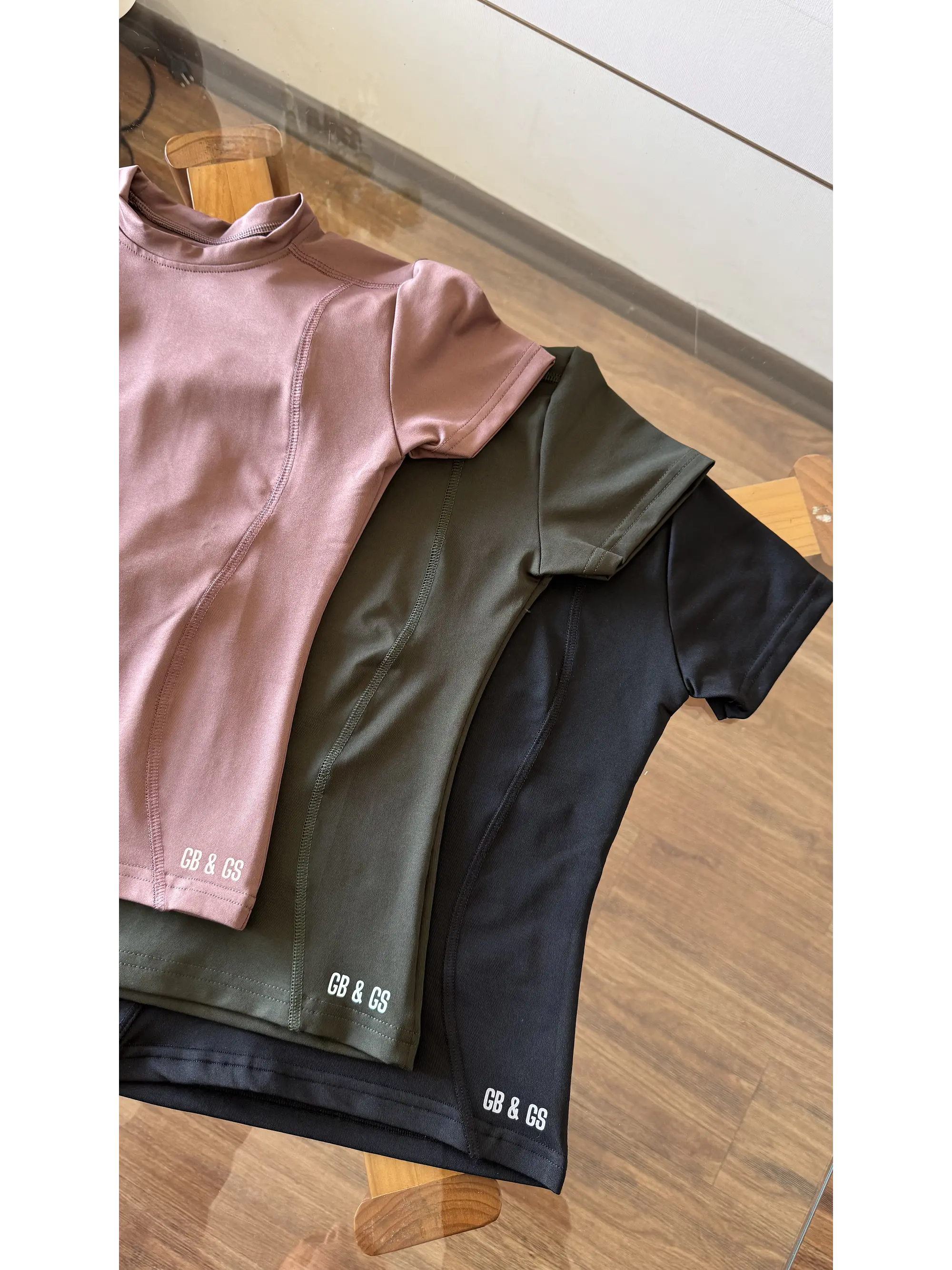 Polera de compresión manga corta  11