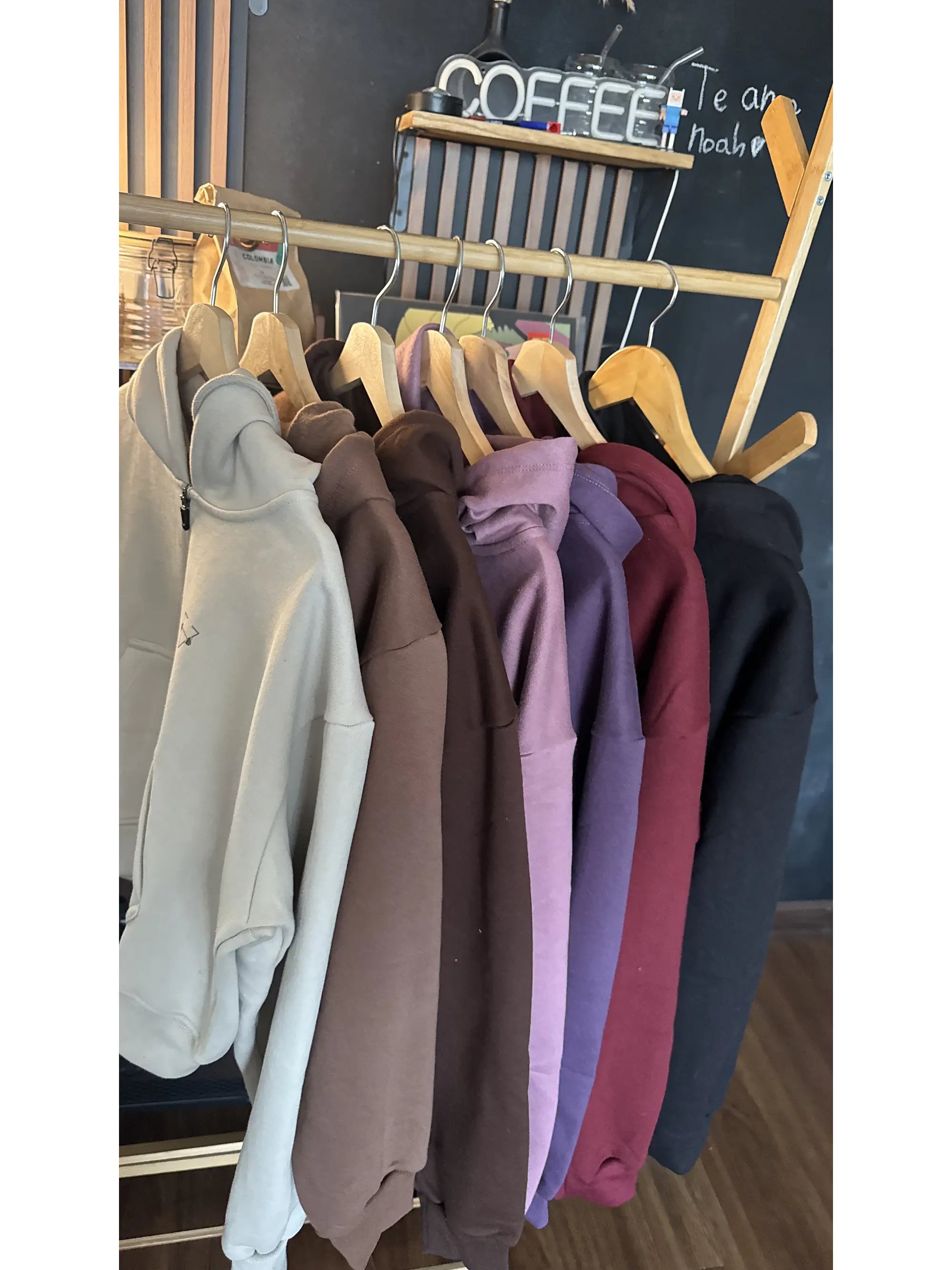 Hoodie Crop Boxy Fit con Cierre 18