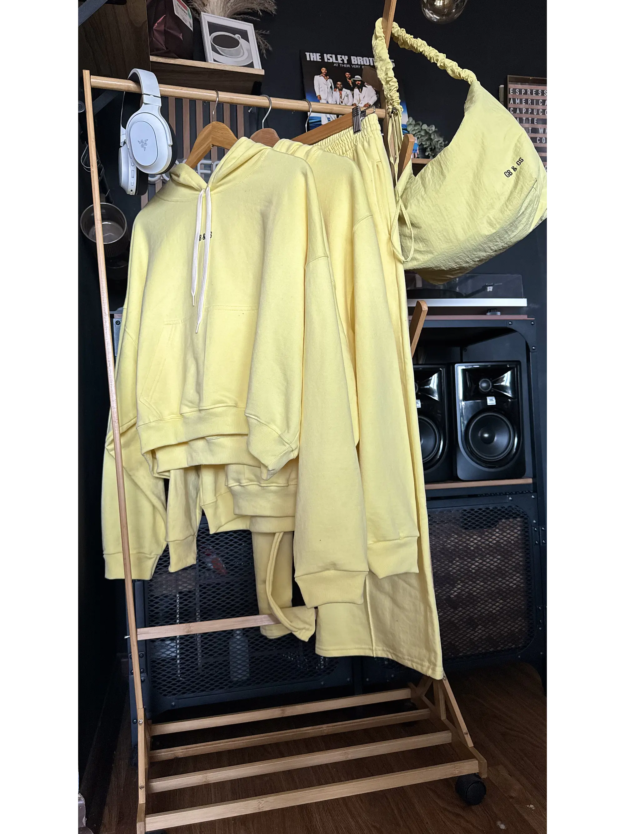 Polerón canguro Regular Fit 